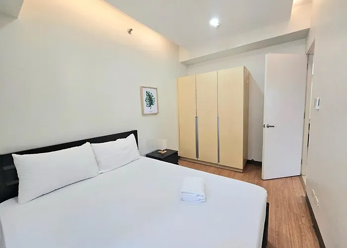 The Infinity Towers In Bgc - Spacious 2 Bedroom - View, Washer, Fast Wifi